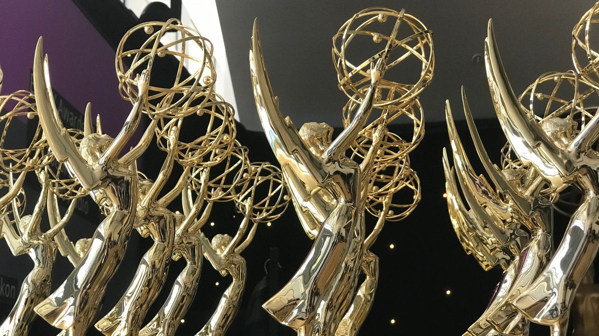 V hlavních kategoriích ceny Emmy uspěly seriály Šógun, Sobík a Stále v kurzu