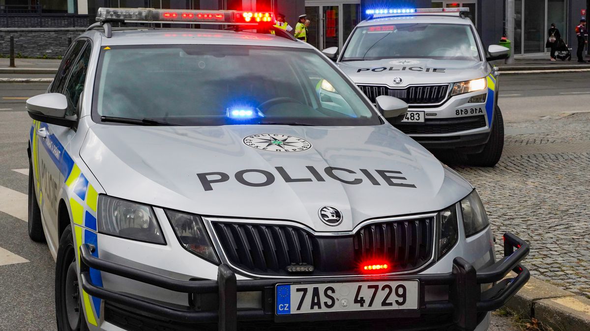 Policie po razii v Brně stíhá sedm lidí a dvě firmy