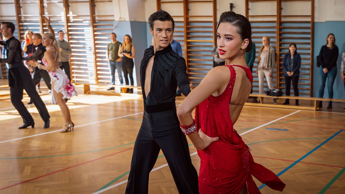 Seriál Taneční nebude pro StarDance žádná soutěž. Motá se v nerozhodnosti