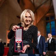 Nejvyšší ocenění - Řád Bílého lva - si odnesla světoznámá architektka Eva Jiřičná.