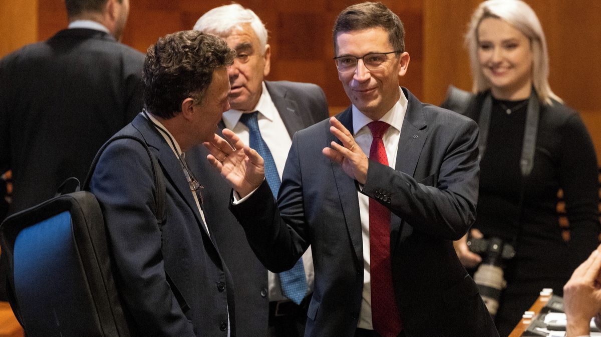 Senát odmítl snížení sociálních odvodů pro živnostníky