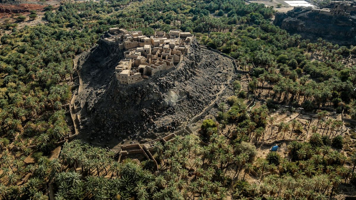 Fotky: Archeologové objevili v arabské poušti pozůstatky starověkého města
