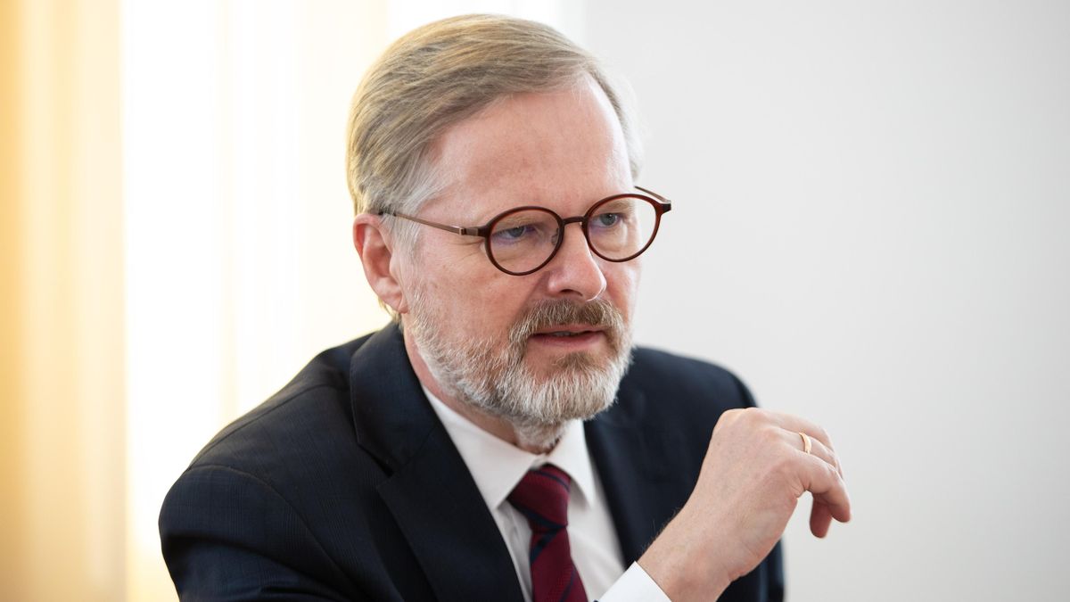 Fiala v Bruselu: Míru dosáhneme, když budeme podporovat Ukrajinu