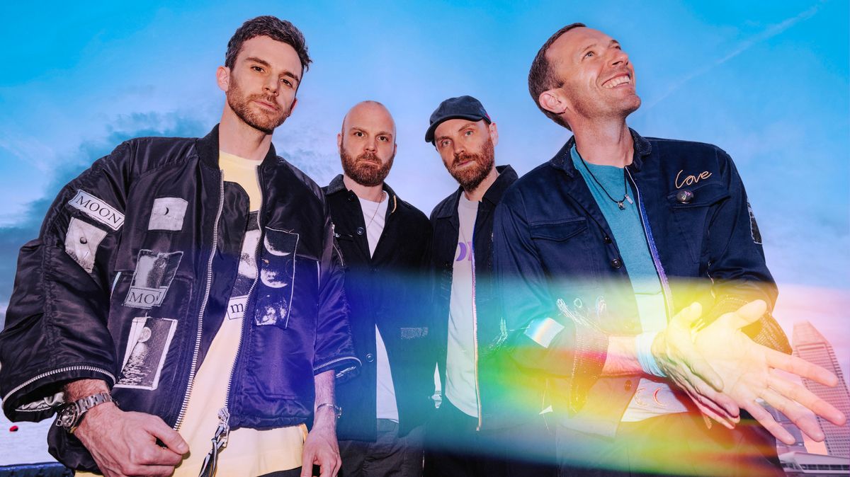 Coldplay léčí svět absurdní pozitivitou. Funguje to překvapivě dobře