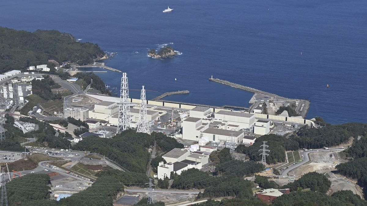 Japonsko poprvé od katastrofy v roce 2011 spustilo jaderný reaktor u Fukušimy