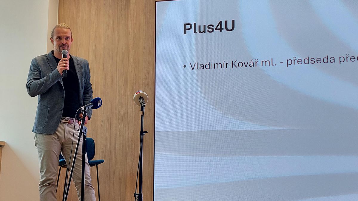 Miliardář Kovář je v klinči s J&T a T-Mobilem kvůli zmizelým iPhonům