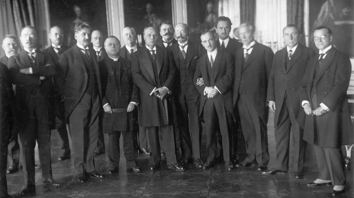 Neslavné konce vlád vzývané první republiky: Nedovládla ani jediná