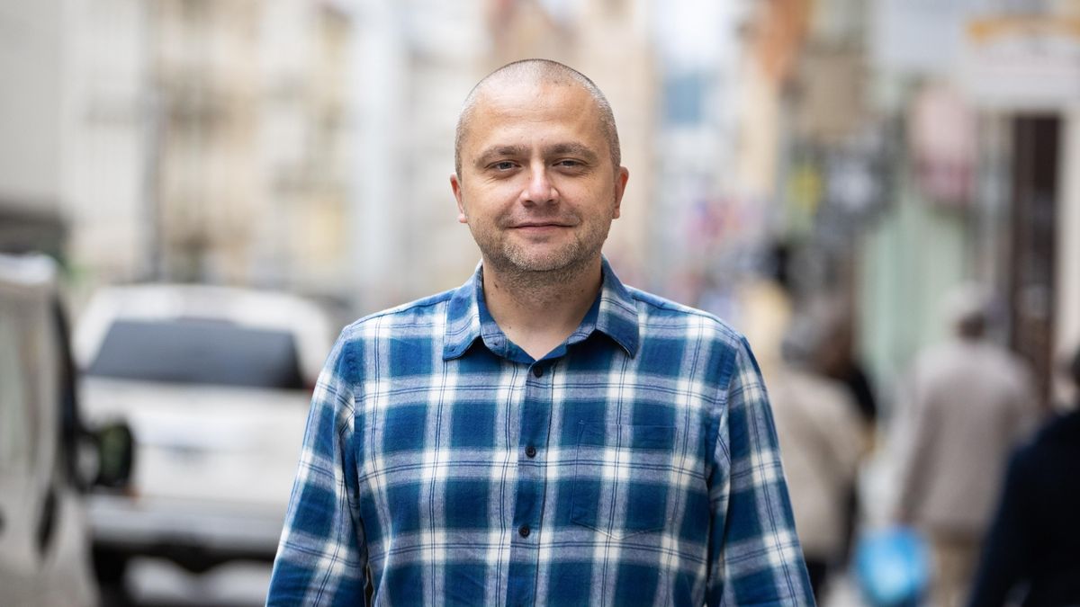 Vyvolal protesty za vyšší platy, míří do civilu. Nic se nezměnilo, říká policista