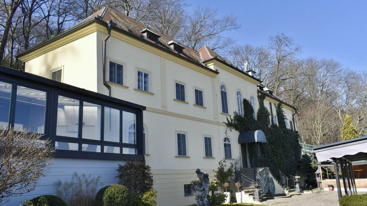 Praha vypověděla nájem restauraci Nebozízek na Petříně, ta se chce bránit