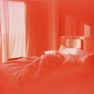 Libuše Jarcovjáková, série Pokoje a postele, 2023–2024.