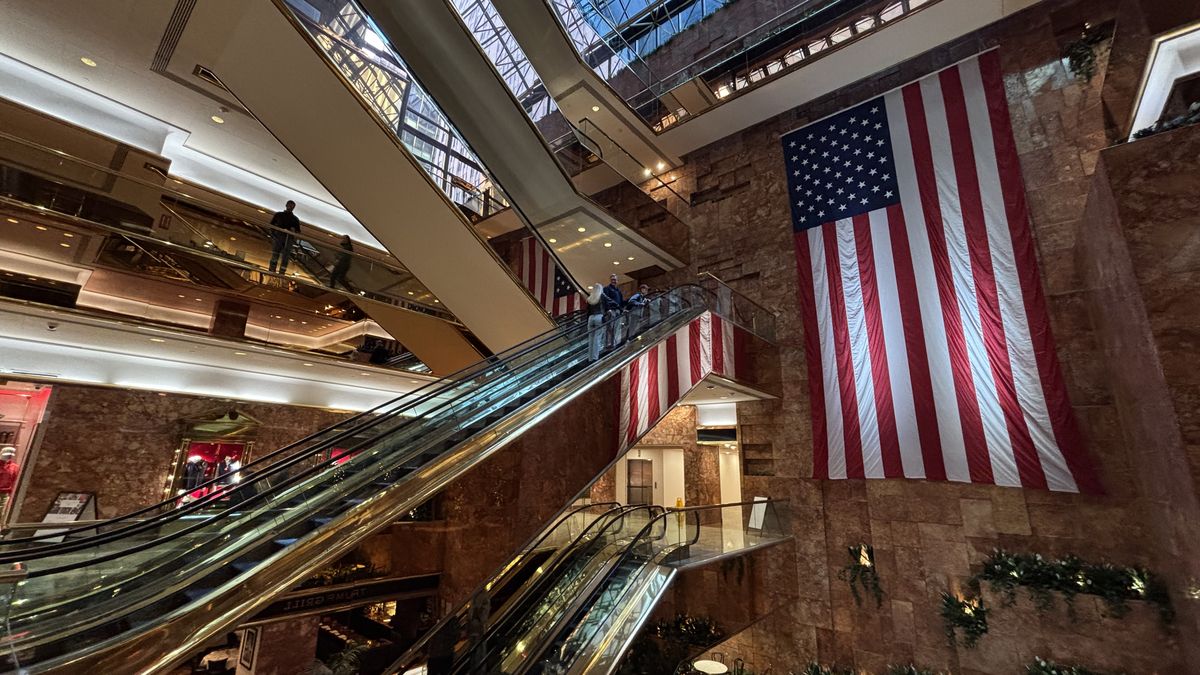 Sněmovna v USA zamítla návrh balíku výdajů, jenž měl odvrátit federální uzavírku