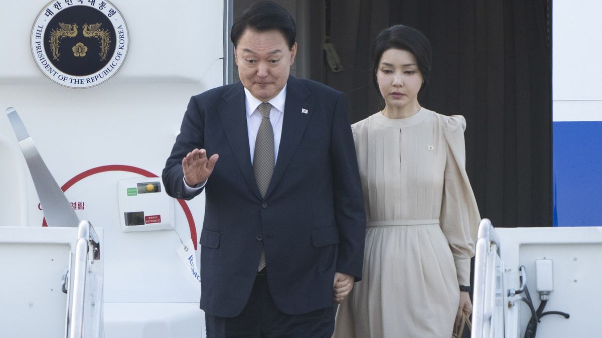 Jihokorejský prezident se omluvil za skandály své manželky