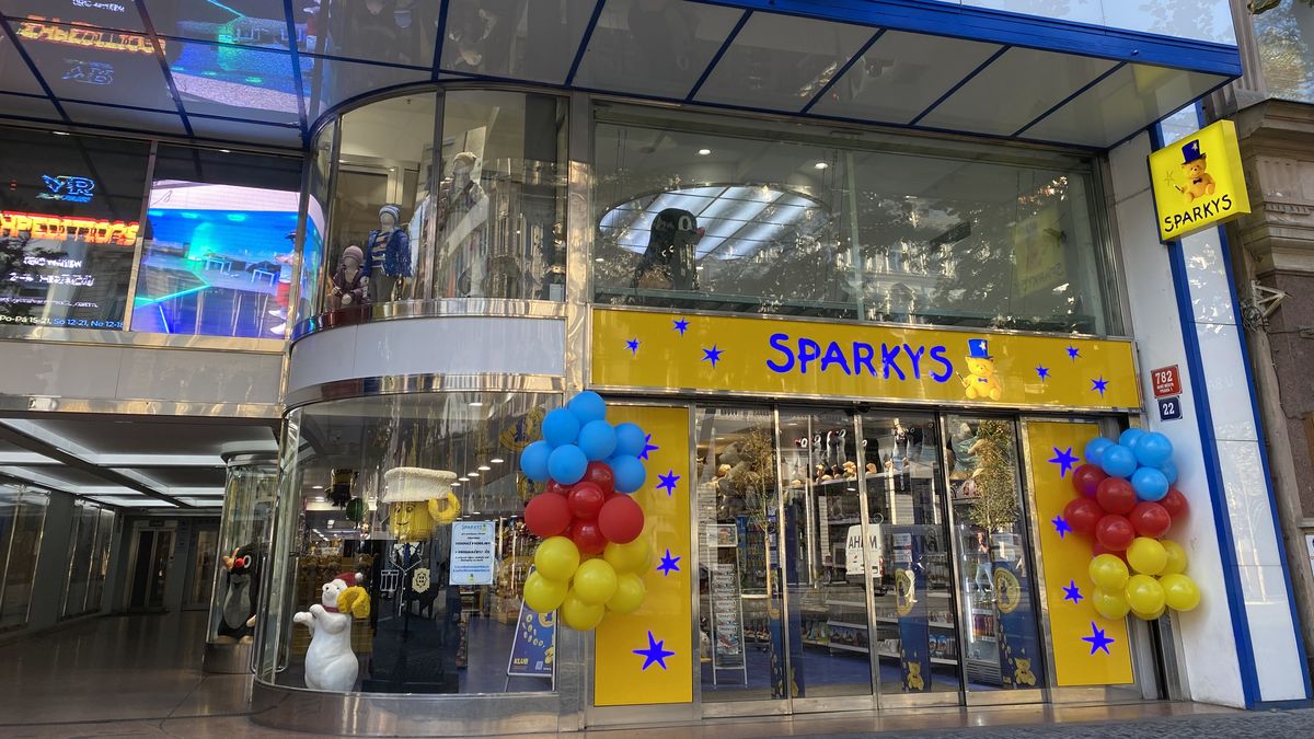 Hračkářství Sparkys převzalo slovenskou konkurenci