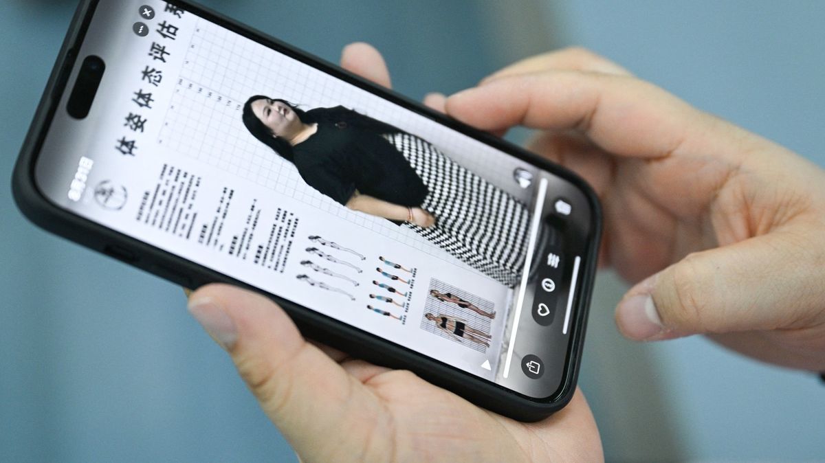 Fotky: Číňany trápí obezita, na popularitě získávají hubnoucí tábory