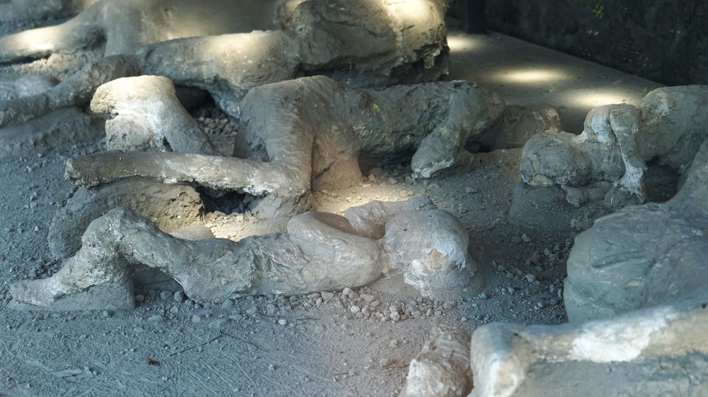 Nová analýza DNA přepsala příběhy obětí z Pompejí
