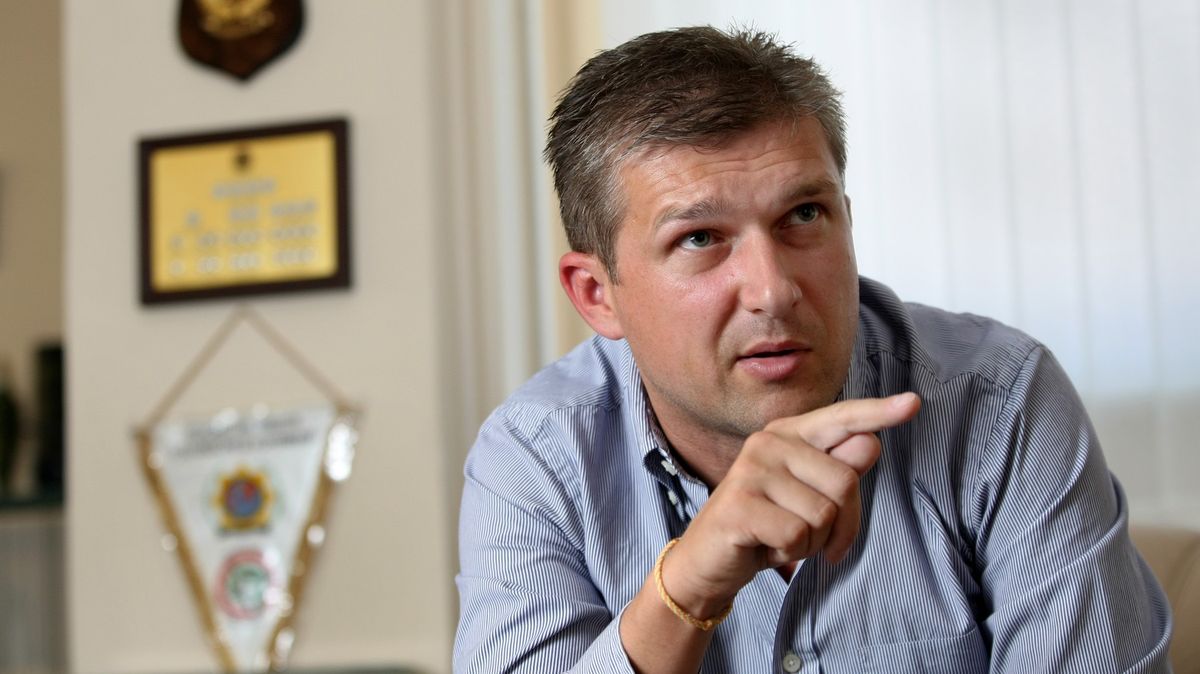Z pochůzkáře až na ředitele. Městská policie v Praze má (staro)nového šéfa