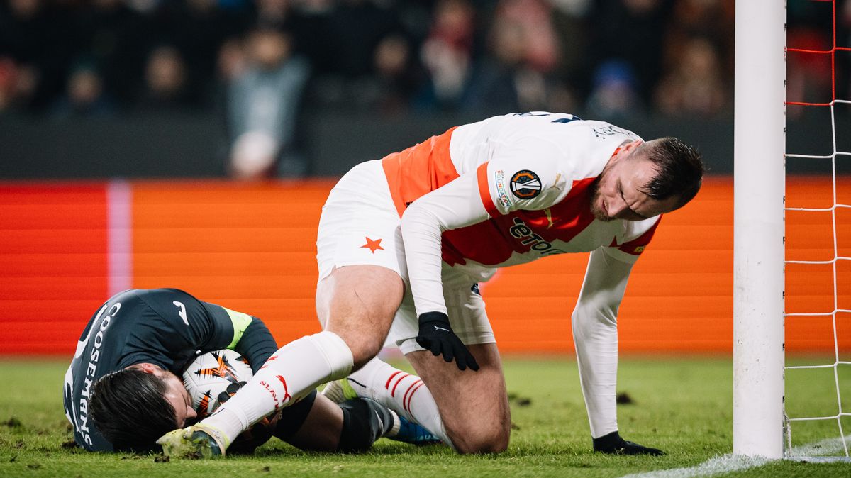 Slavia ve Vietnamu: štědrý bonus oporám, na hřišti spíš jen chvíli