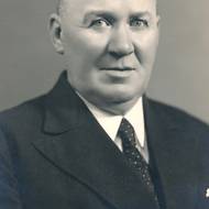 Bývalý starosta města Louny byl v červnu 1942 na základě udání spolu se svým synem a několika dalšími občany zatčen gestapem a následně 30. června večer popraven v Kobyliské střelnici v Praze.