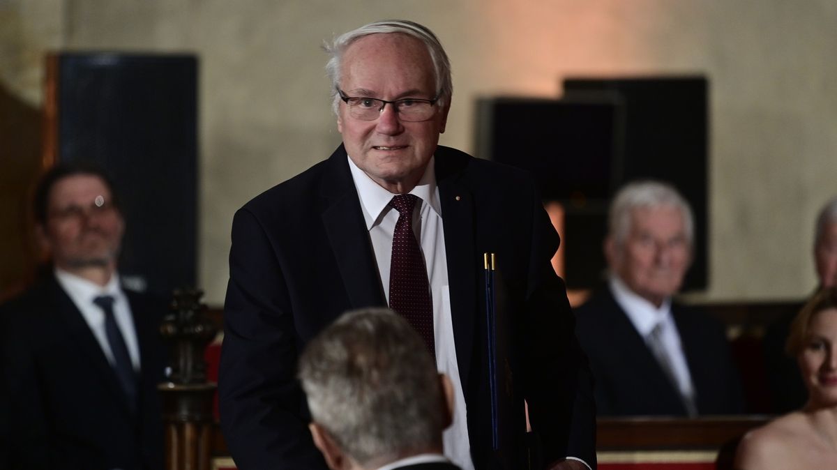 Zemřel jaderný expert František Hezoučký, byl u zrodu české jaderné energetiky