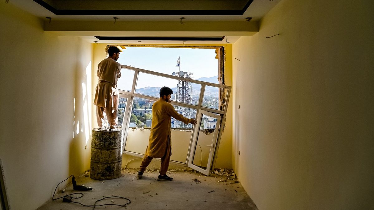 Fotky: Tálibán přestavuje Kábul, domy musí k zemi