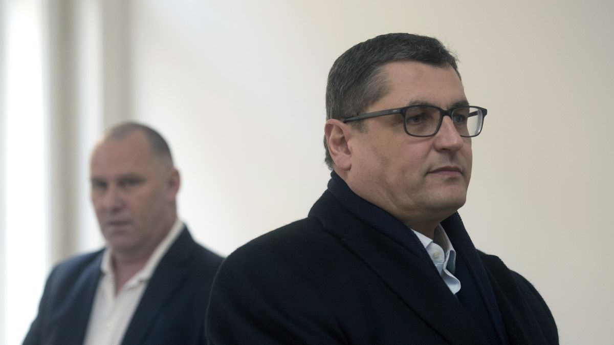 Korupčník z Homolky prodal dům za 70 milionů, aby splatil dluh u miliardáře