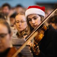 Rybova vánoční mše poprvé zazněla na svátky narození Ježíše Krista roku 1796 v katolickém kostele Povýšení svatého Kříže v Rožmitále pod Třemšínem, v němž Ryba působil jako učitel. 