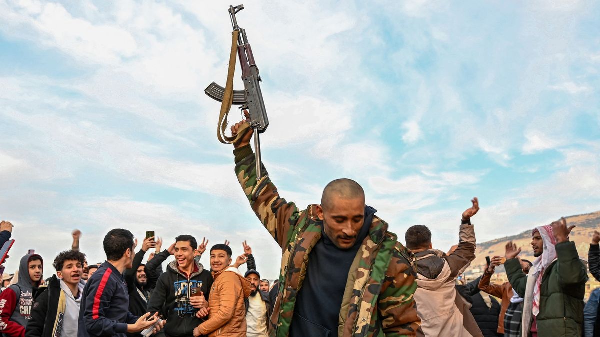 Islamisté hlásí „vítězství pro všechny Syřany“. Zda žije Asad, to nikdo neví