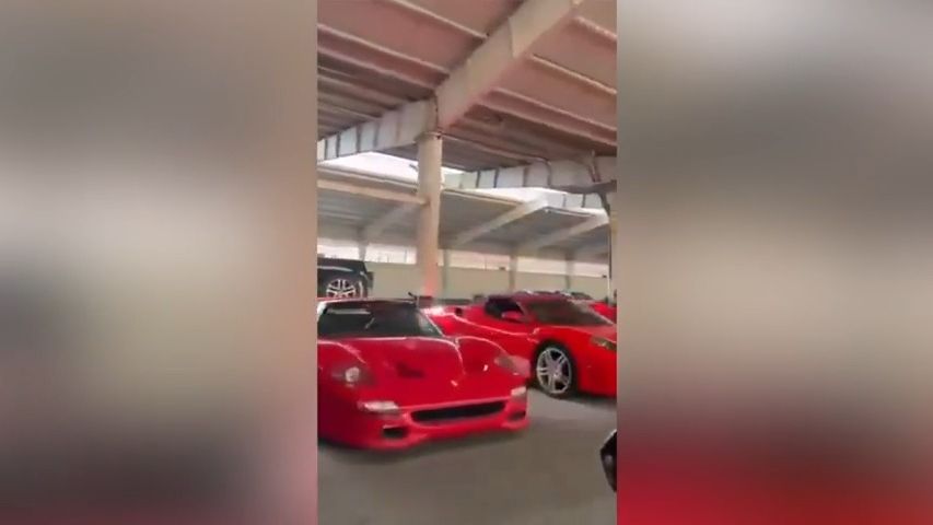 Asadův automobilový luxus. Video odkrylo majetek syrského diktátora