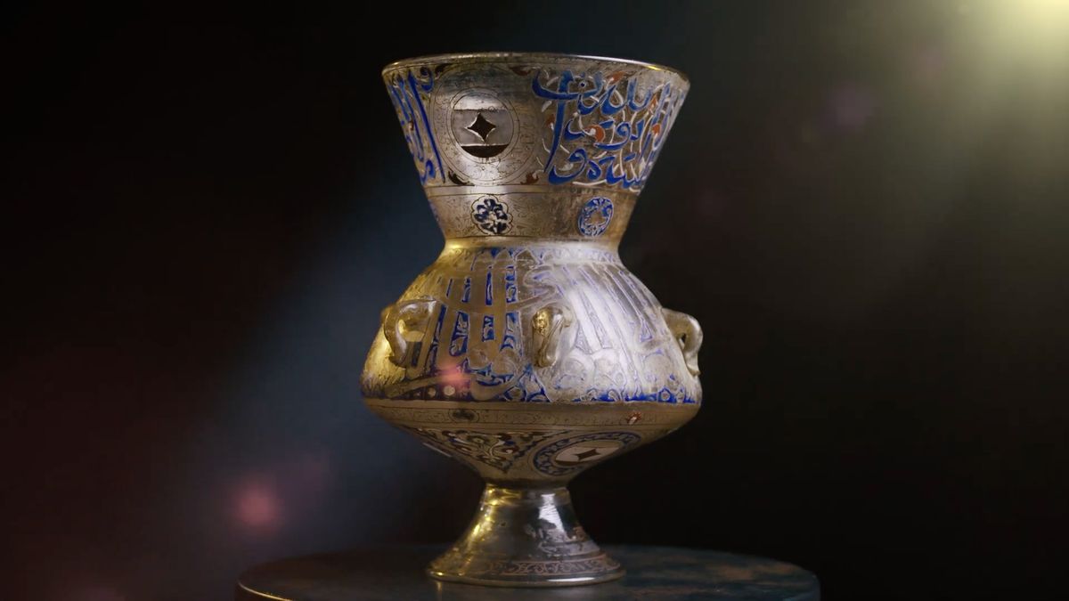 Video: Lampa od Mameluků je nejdražším skleněným předmětem prodaným v aukci