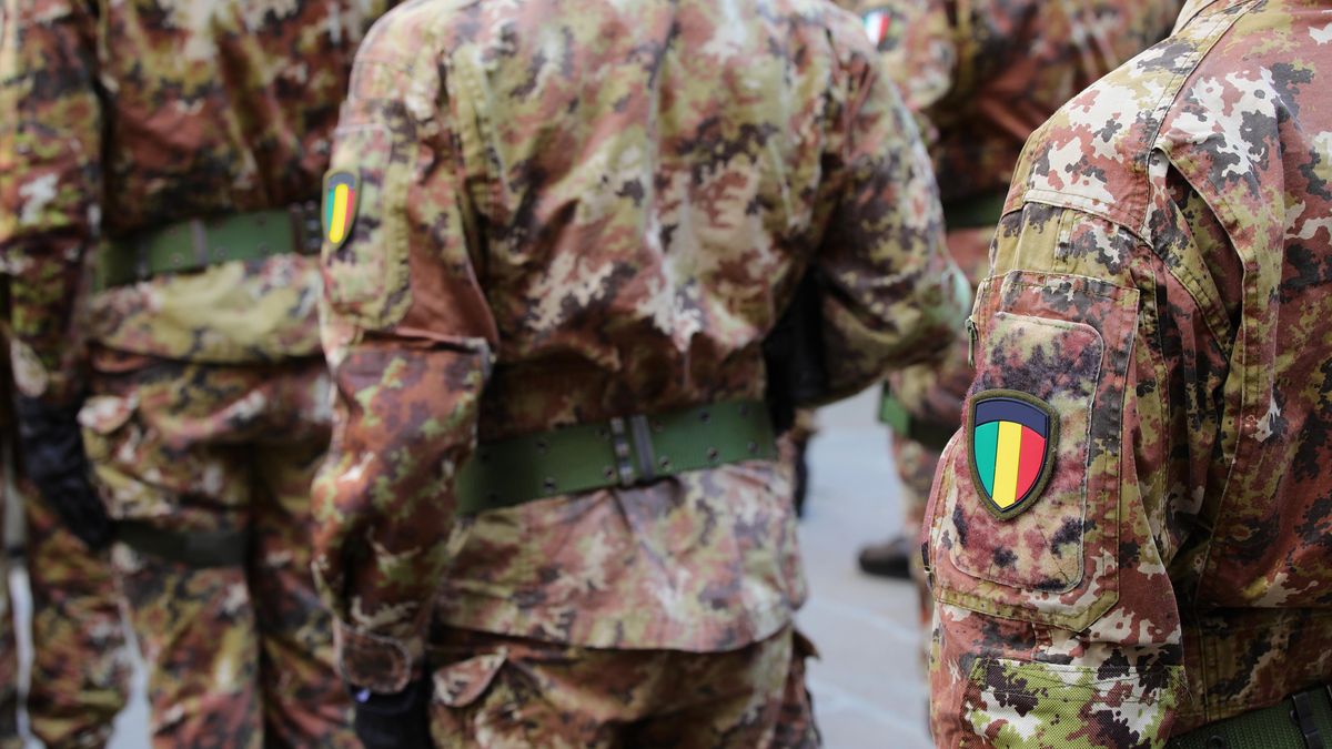 Vojenská junta v Mali odvolala civilního premiéra a vládu