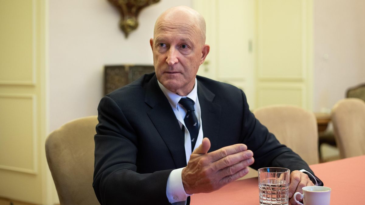 S Ruskem jsme ve válce, ať to uznáme, nebo ne, říká někdejší muž z Pentagonu