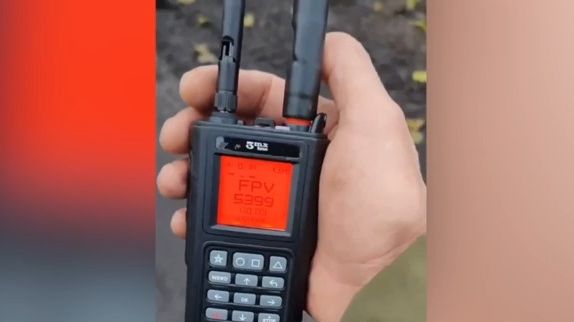 Video: Sítě, detektor, brokovnice. Rusové hledají cesty, jak vyzrát na drony