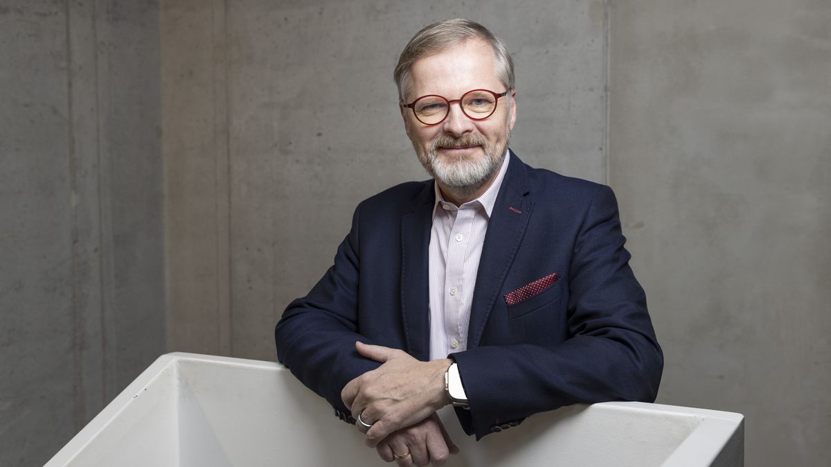 Superman Fiala, pindíci, zm*d Lipavský. Jak letos perlili politici