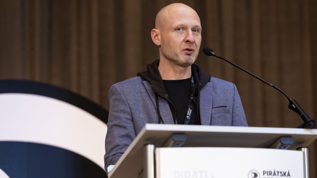 Piráty opouštějí další členové. Ve straně končí Wagenknecht i Genderman roku
