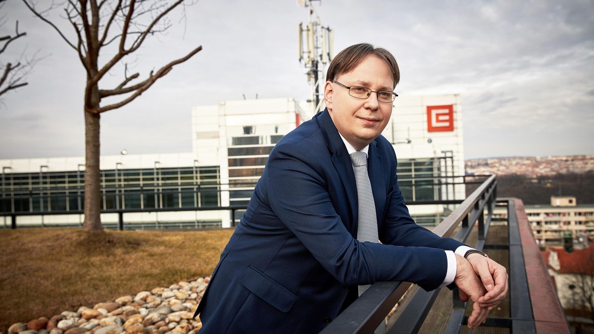 Malé reaktory vyjdou dráž než velké, říká finanční ředitel ČEZ