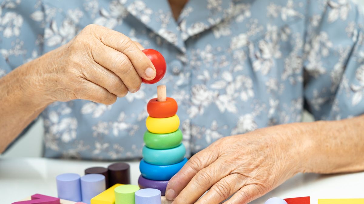 Alzheimer neničí jen paměť. Sledujte chování svých blízkých, říká odbornice