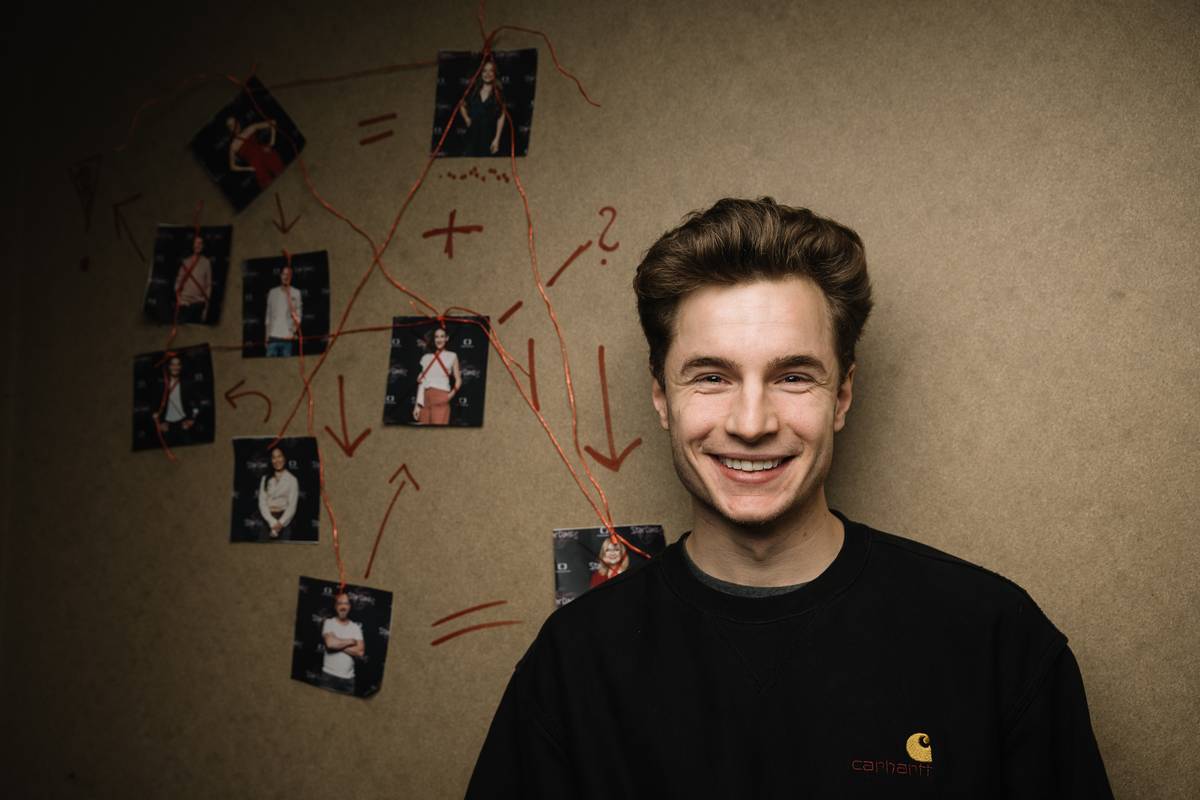 Kdo bude další oběť plánu na likvidaci konkurence? Oskar Hes spolu s kamarádem Vojtěchem točí vtipná videa, v nichž se zbavuje dalších soutěžících. 