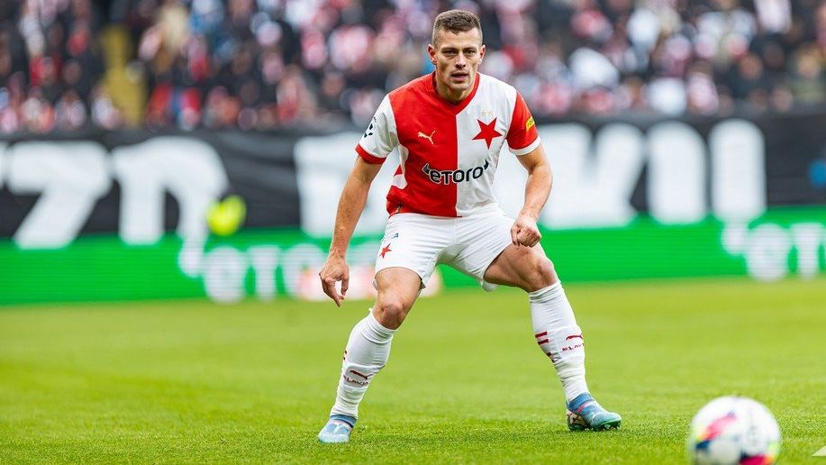 Za Anderlecht mohl hrát, Slavia to stopla. Chtěl mě Kompany, těšilo Holeše