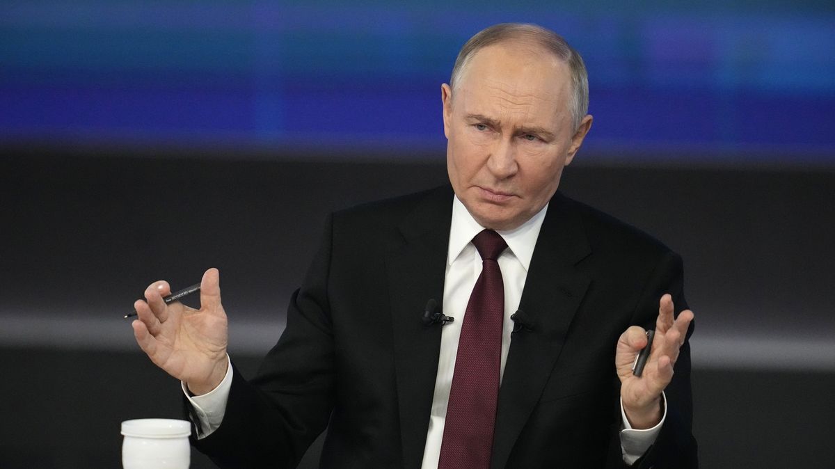 Na Ukrajině se blížíme dosažení cílů, tvrdil Putin během tiskové konference