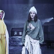 Z inscenace U kočičí bažiny v Divadle pod Palmovkou.