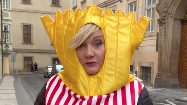 Schillerová snad brzy překvapí a vytáhne spořící hit pro mladé