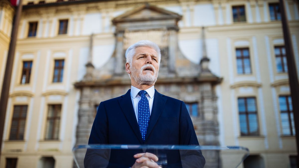 Prezident: „Budeme ještě více čelit překrucování pravdy, nebo přímo lžím“