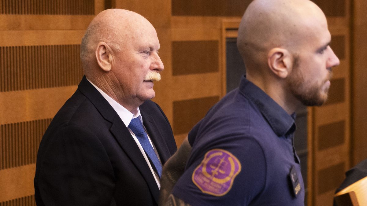 V kauze obžaloby elitního advokáta stále chybí tělo oběti, líčí reportér