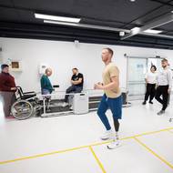 Z oficiálních dat vyplývá, že do konce roku 2024 bude zhruba 50 tisíc pacientů na Ukrajině potřebovat protézu.