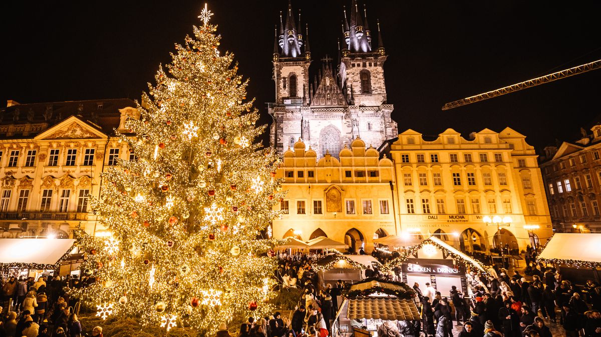 Vánoční trhy 2025: Kde se letos konají a kdy rozsvítí stromy