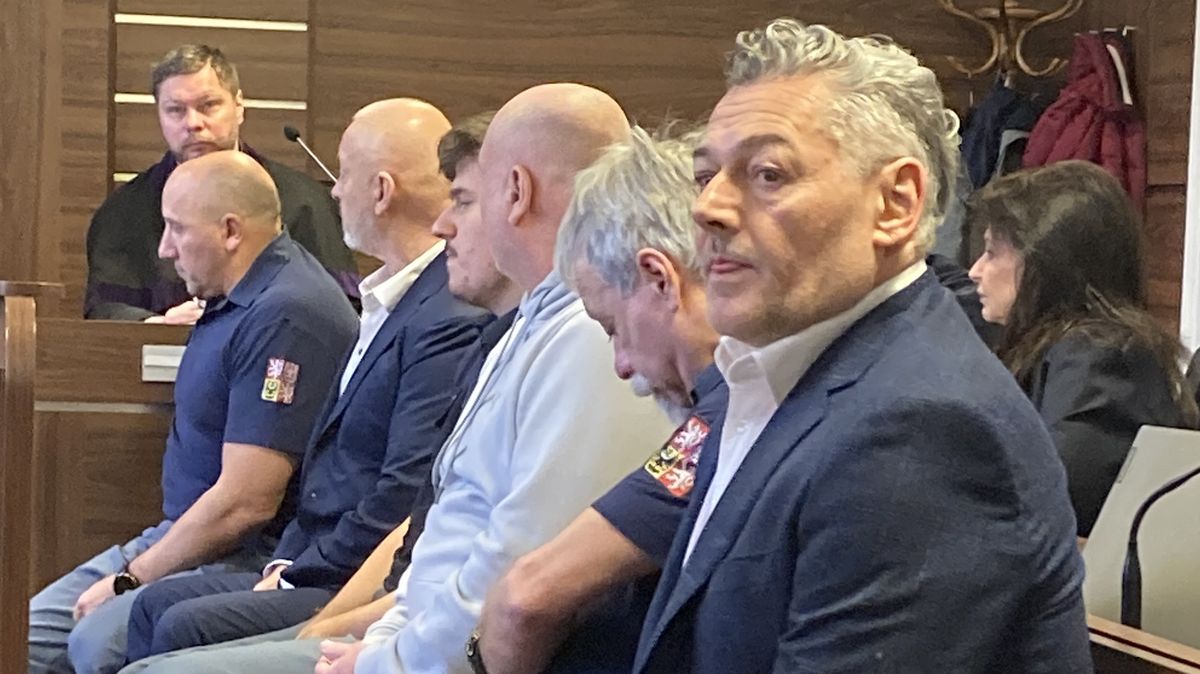 Krejčířovi jsem dělal podržtašku, řekl obžalovaný. Soud řeší pašování kokainu