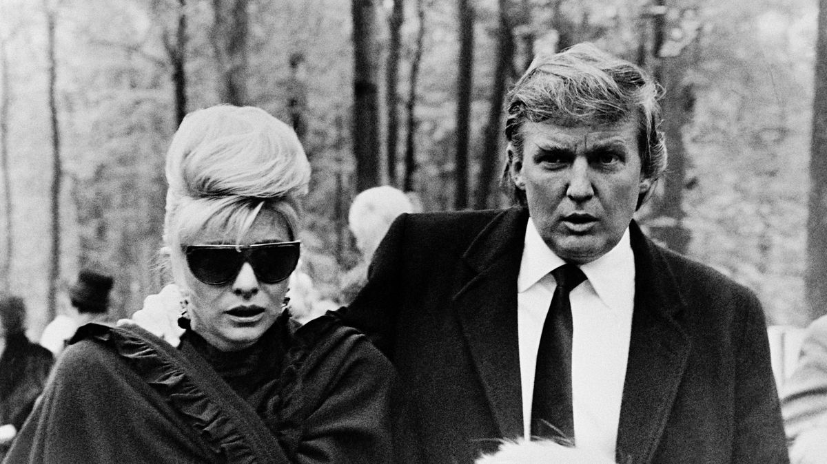 „Musel to dostat a také to dostal.“ Co psala StB o Trumpovi a manželce Ivaně