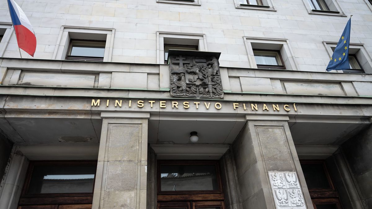Není čas, platy se mohou měnit přes Vánoce, varuje zástupce zaměstnavatelů