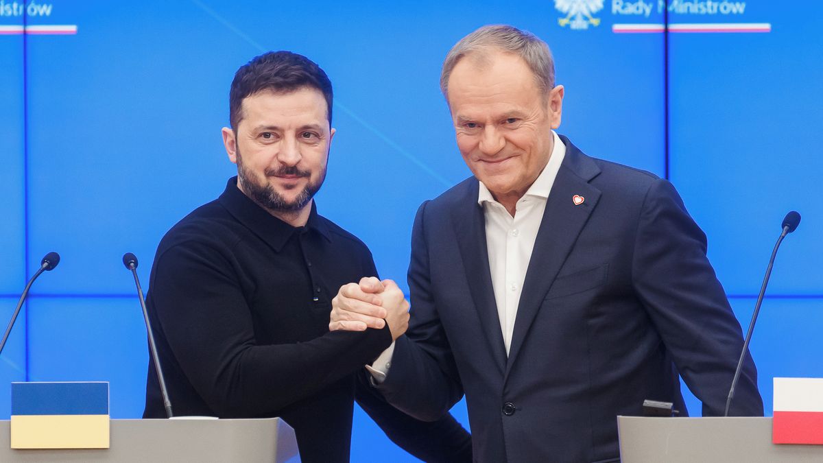 Zelenskyj jednal s Tuskem, řešili mimo jiné i historický dialog mezi zeměmi