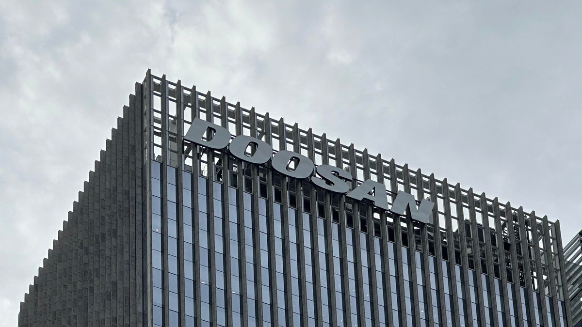 Doosan Škoda Power Shares Surge on Surprise Dividend Boost